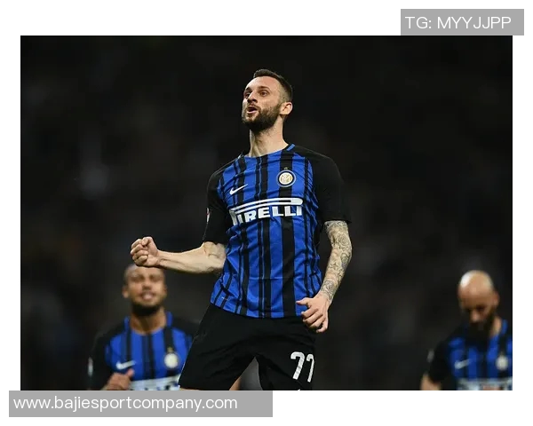 多家意甲豪门关注23岁杜海勒后卫班巴转会动态 多家意甲豪门关注23岁杜海勒后卫班巴转会动态