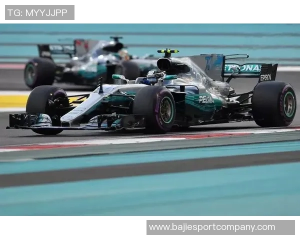 哈特在阿布扎比分享篮球魅力感受团结与激情的力量