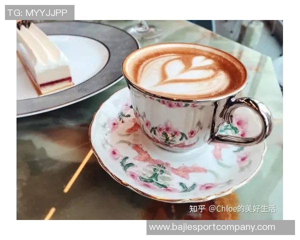 达洛特与C罗共享咖啡时光合影曝光成为最佳咖啡搭子