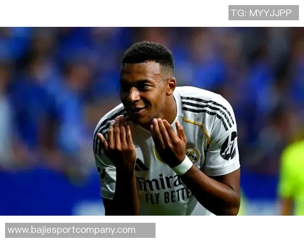 科纳特为加盟皇马努力学习西语与姆巴佩训练互动 科纳特为加盟皇马努力学习西语与姆巴佩训练互动