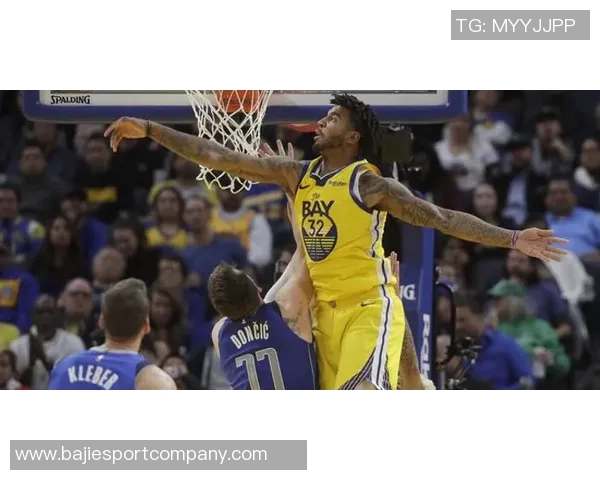 勇士队即将裁掉双向合同前锋杰克逊罗引发关注与讨论 勇士队即将裁掉双向合同前锋杰克逊罗引发关注与讨论